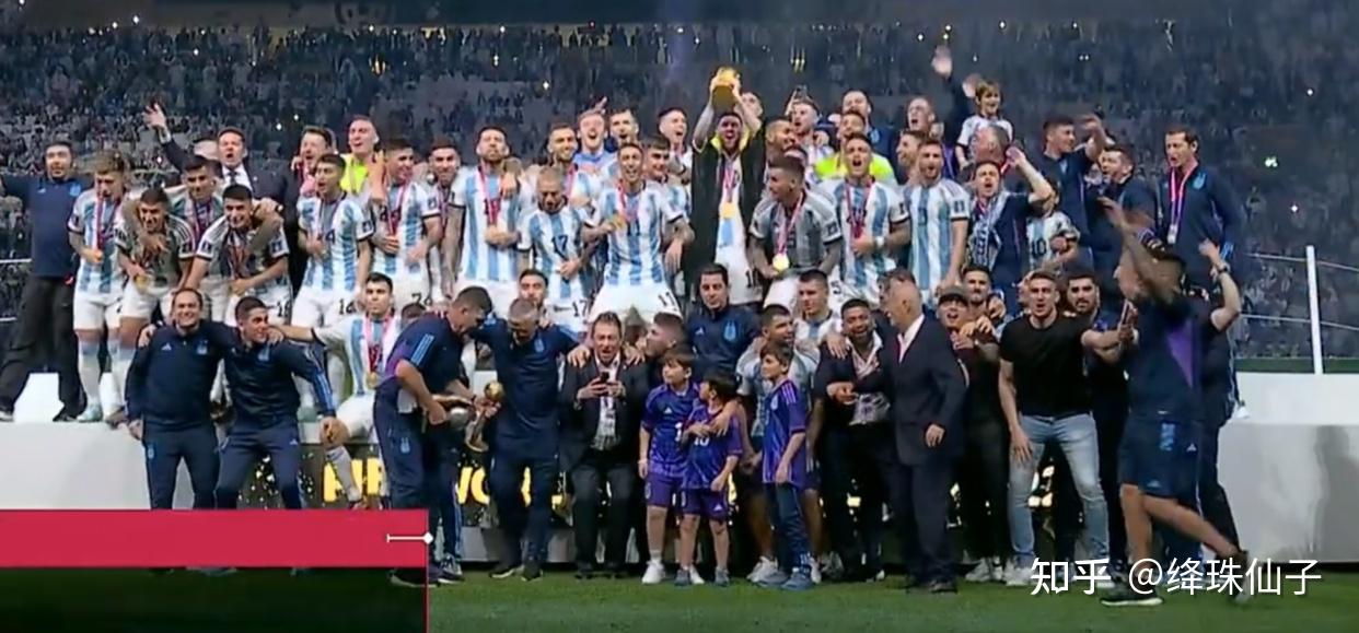 阿根廷7：5战胜法国队夺得2022卡塔尔世界杯冠军，梅西终于梦圆大力神杯